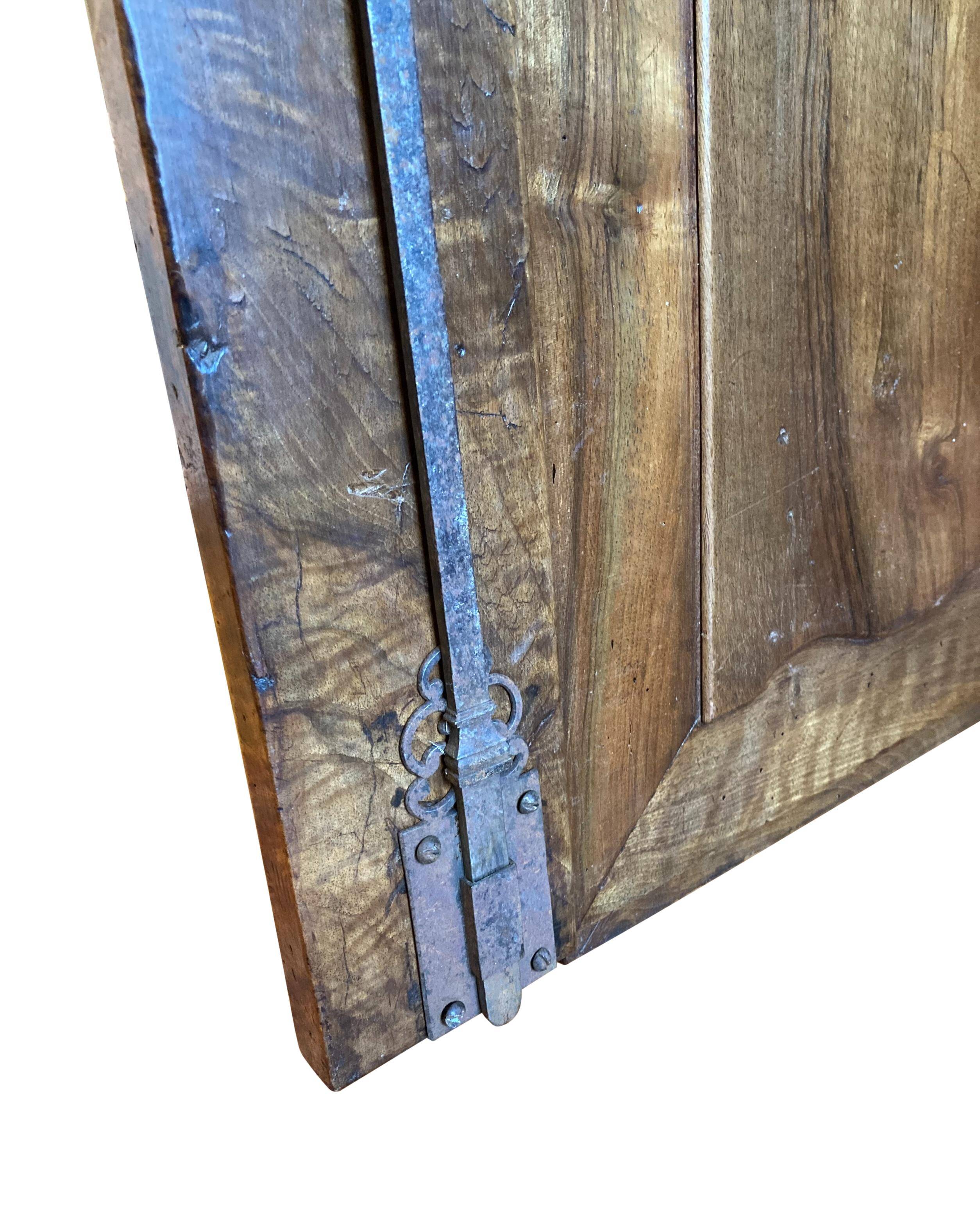 Versailles wardrobe in walnut, 18th century