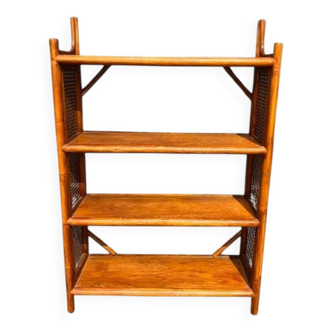 Etagère quatre niveaux en rotin