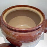 Enamelled sandstone pot