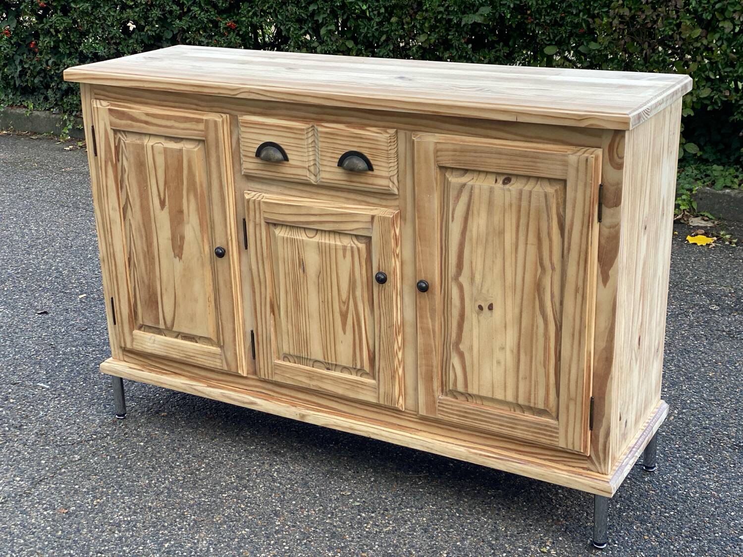 Renovated 3-door sideboard in raw solid wood 147cm