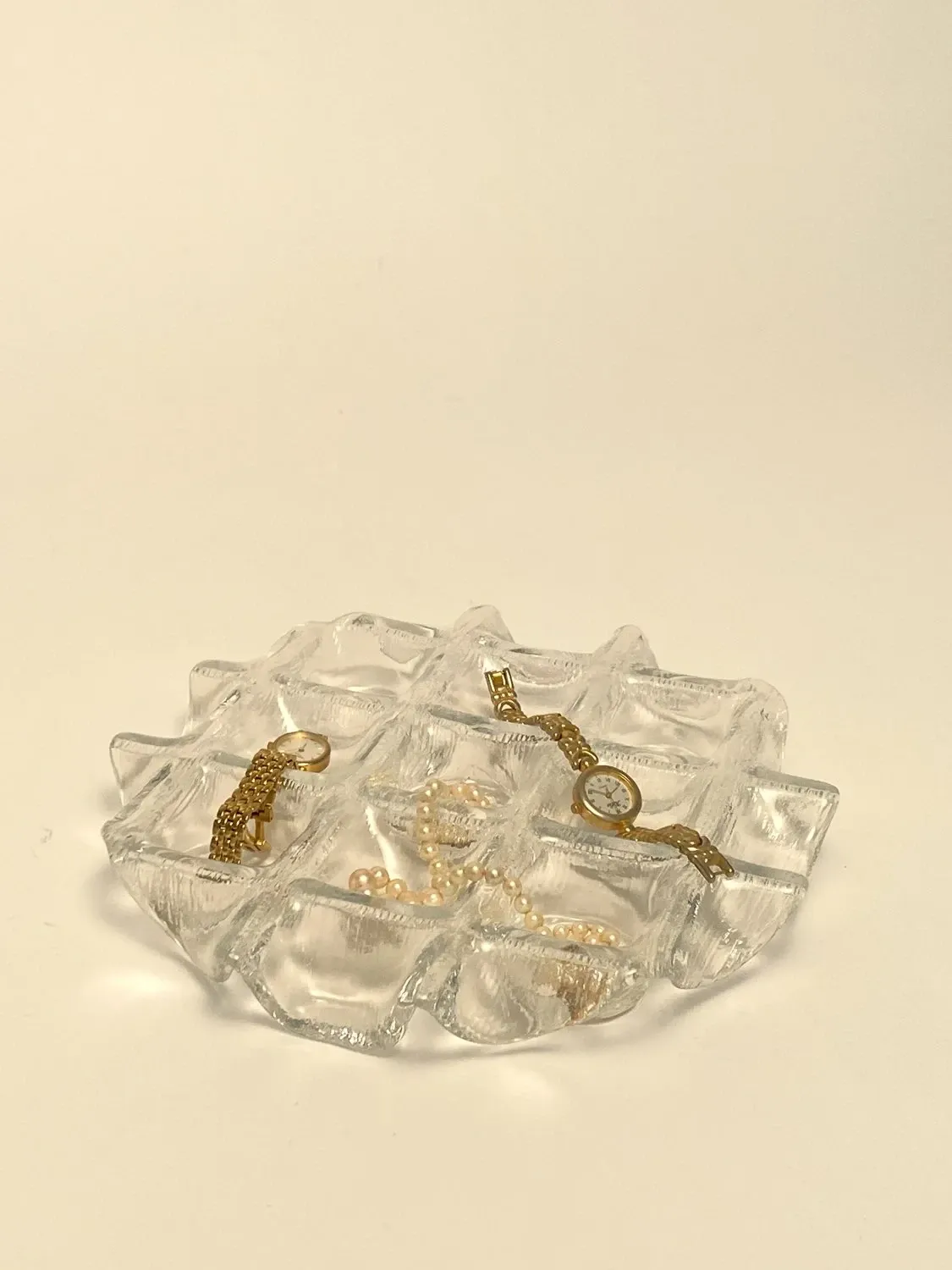 Muurla pressed glass pocket trays