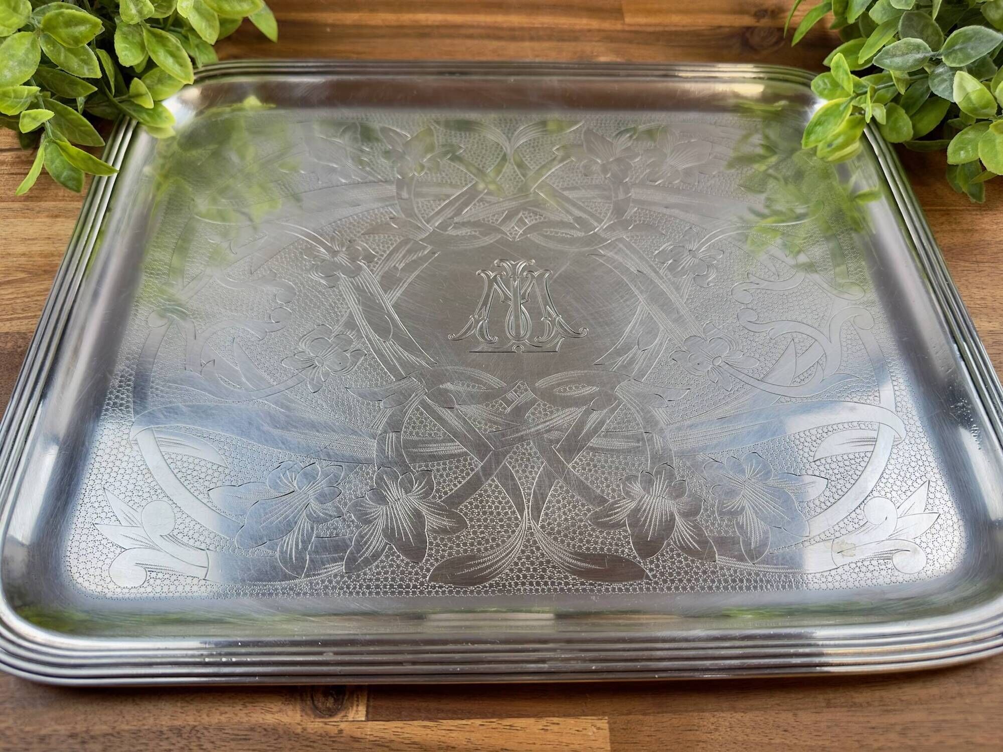 Silver-plated metal tray by Christofle – Floral decoration and monogram