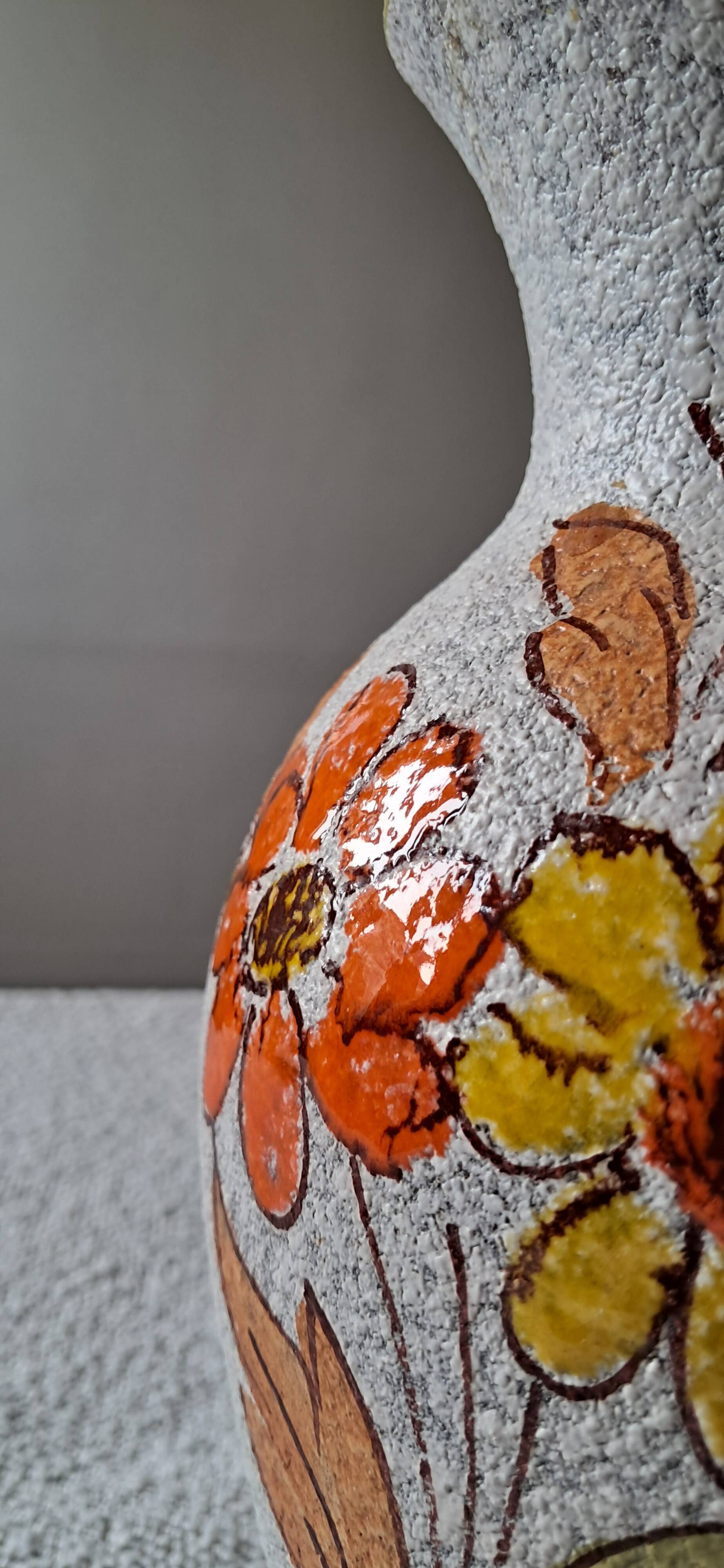 Vintage Italian vase from the 1970s.