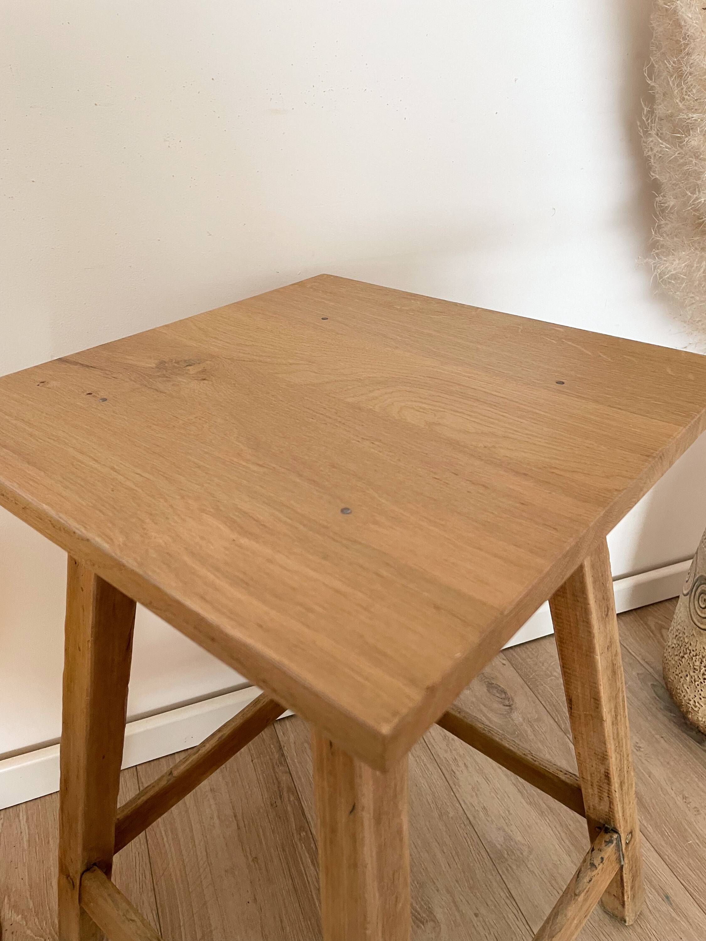 Tabouret ancien