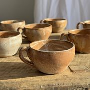 11 tasses à café vintage en grès mat brut