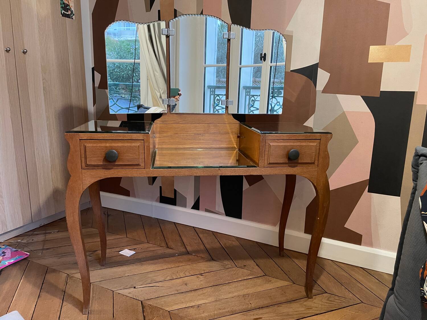 Mid-century hairdresser - triptych mirror