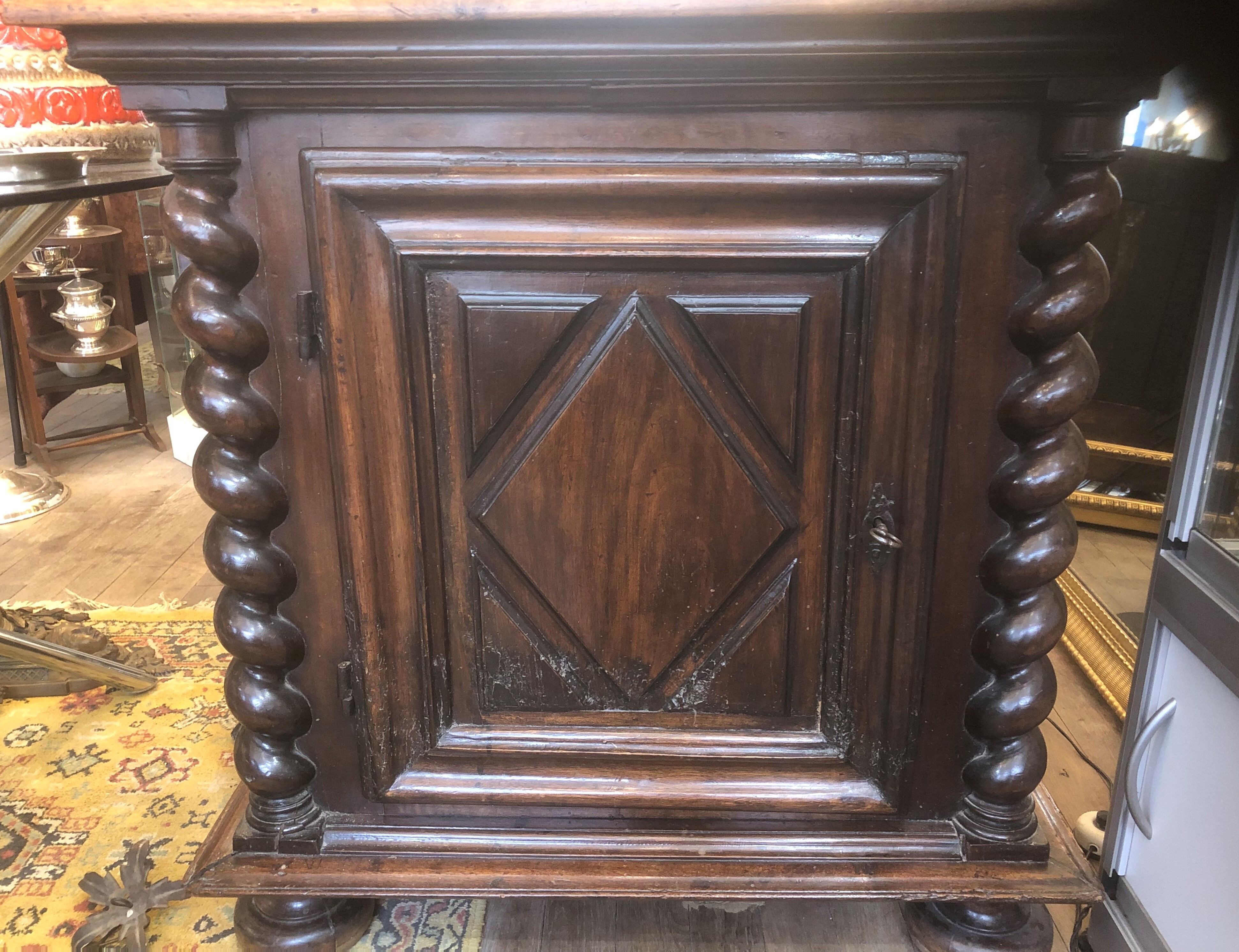 Superb walnut confectioner of the Louis XIII period Mid-XVII