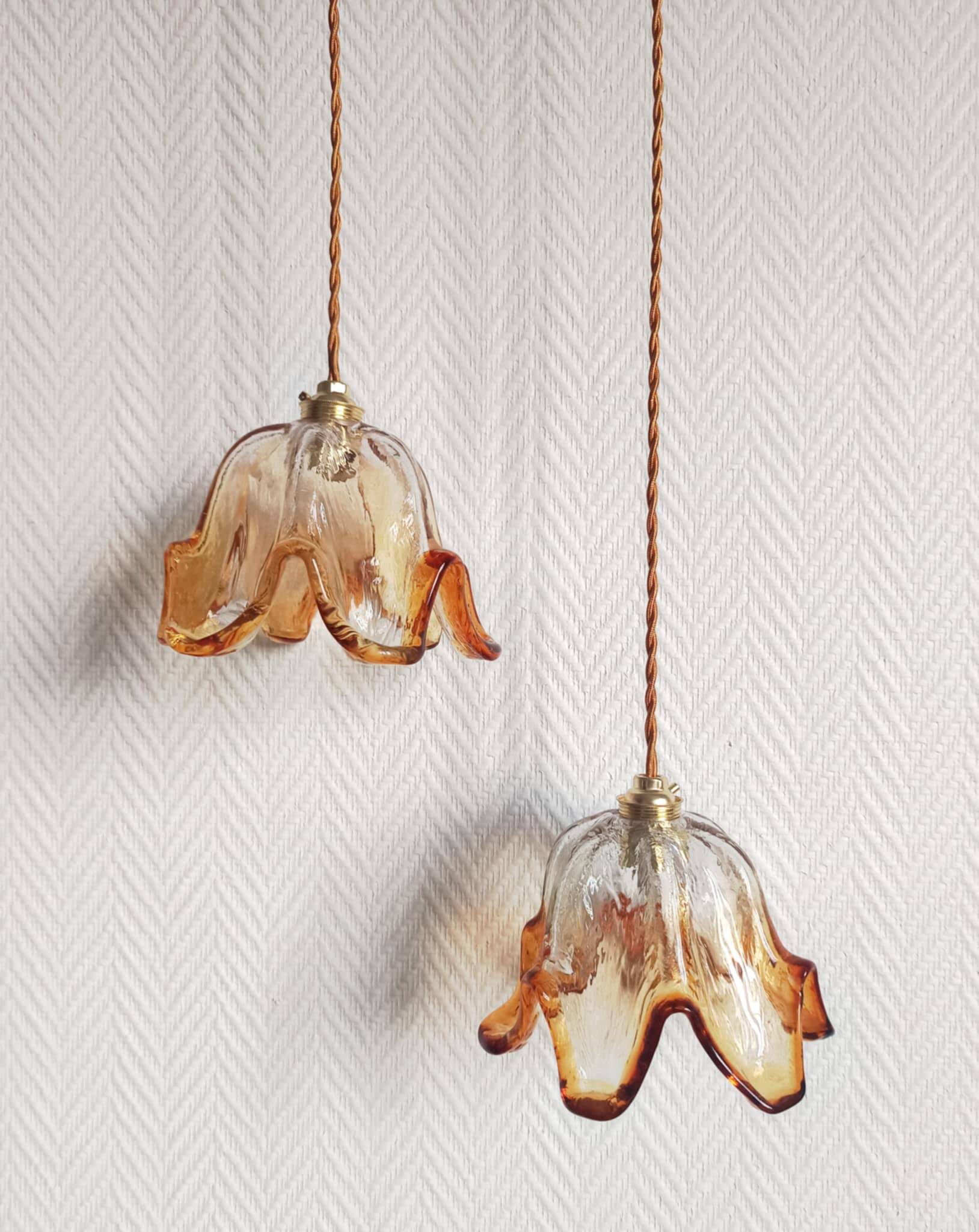 Pair of Murano glass tulip suspensions from 1970.