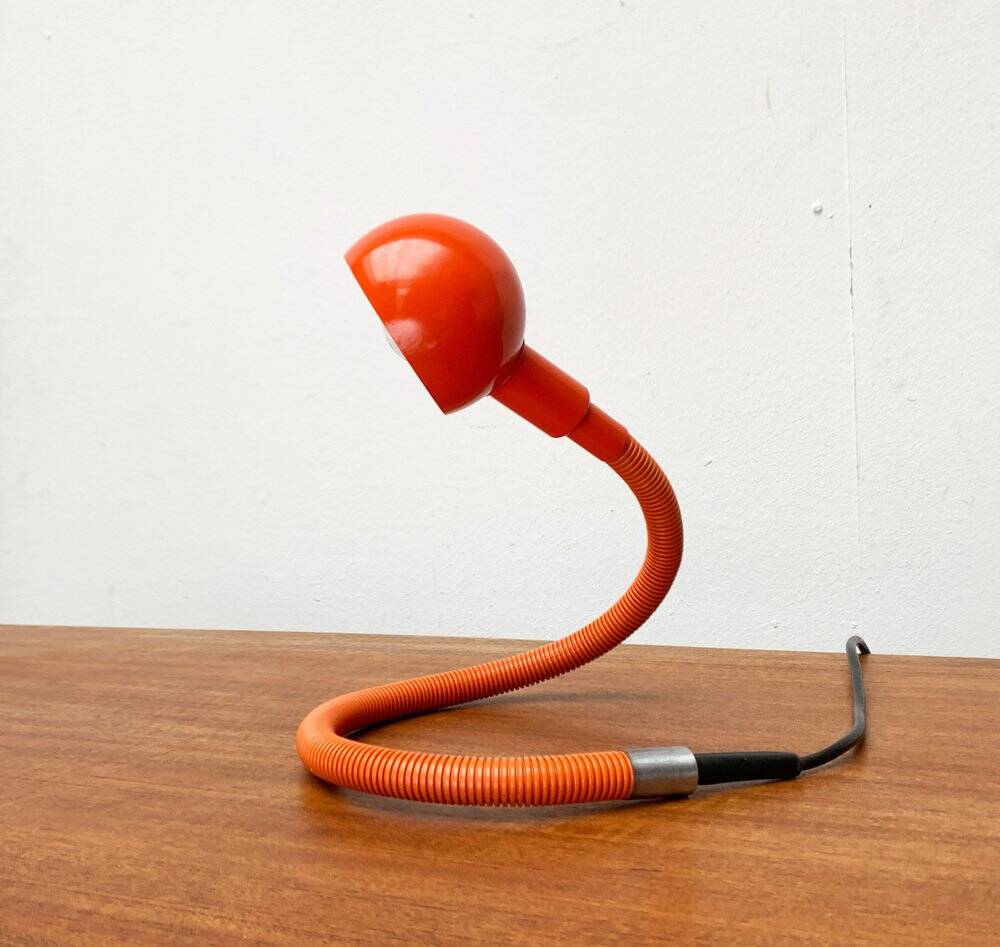 Vintage Italian Space Age Hebi table lamp by Isao Hosoe for Valenti Luce, 1970s.