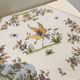 Moustiers underside of the dish