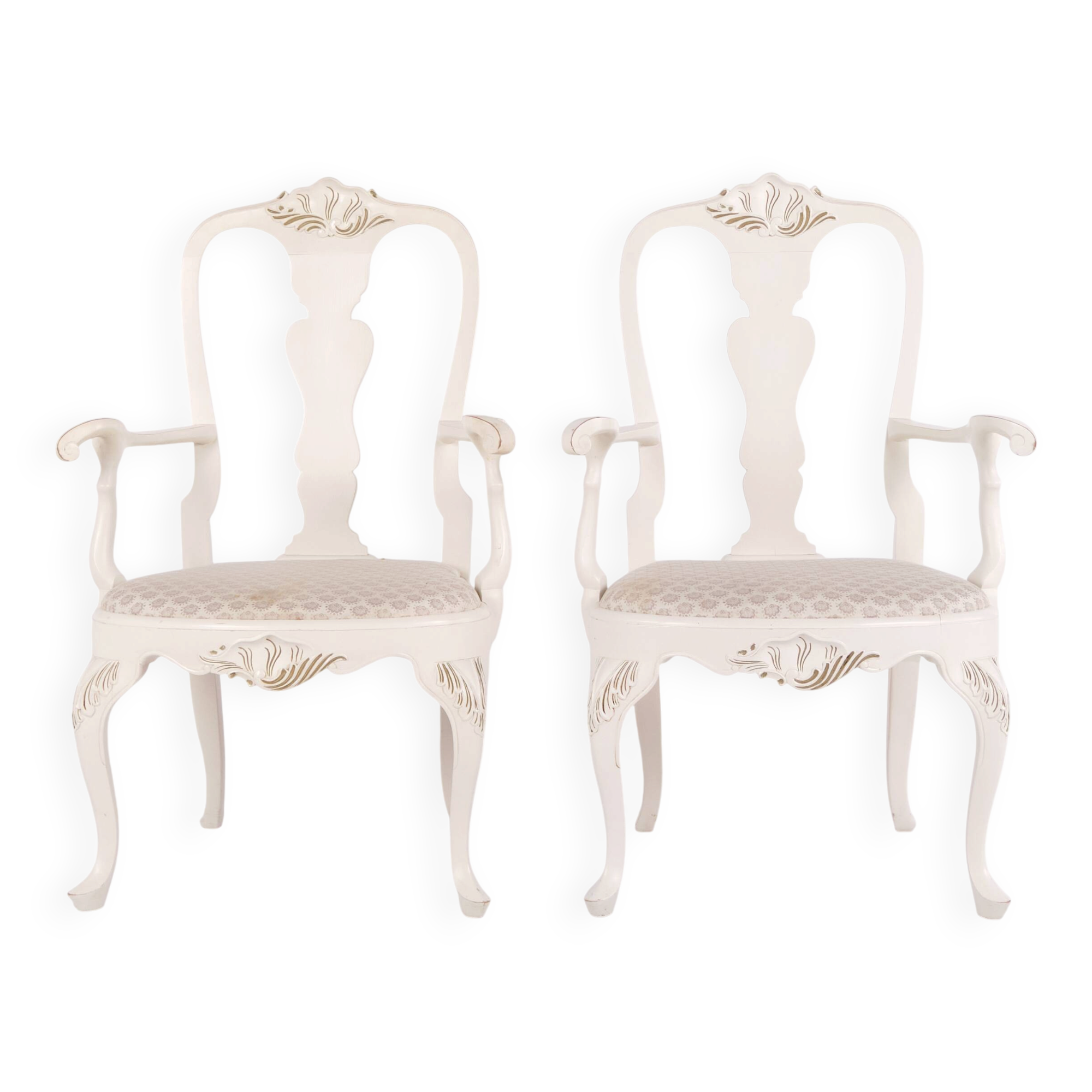 A pair of armchairs – neo rococo style – white painted with decorative details – 1920s