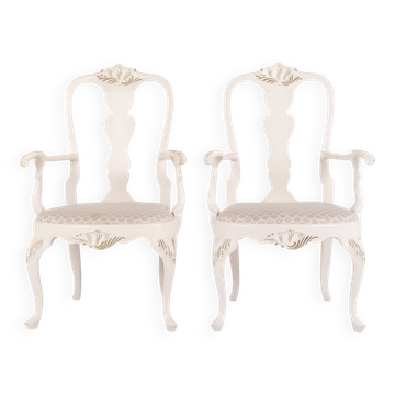 A pair of armchairs – neo rococo style – white painted with decorative details – 1920s