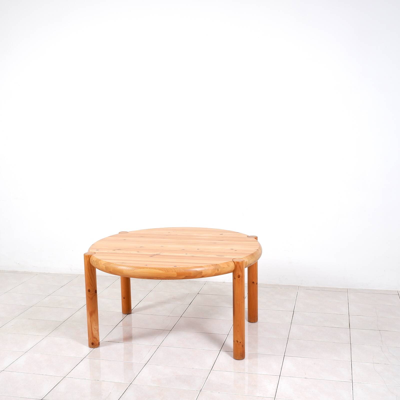 Large pinewood extendable dining table by Rainer Daumiller for Hirtshals Sa