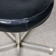 Tabouret pivotant Bauhaus moderniste en chrome, années 1950