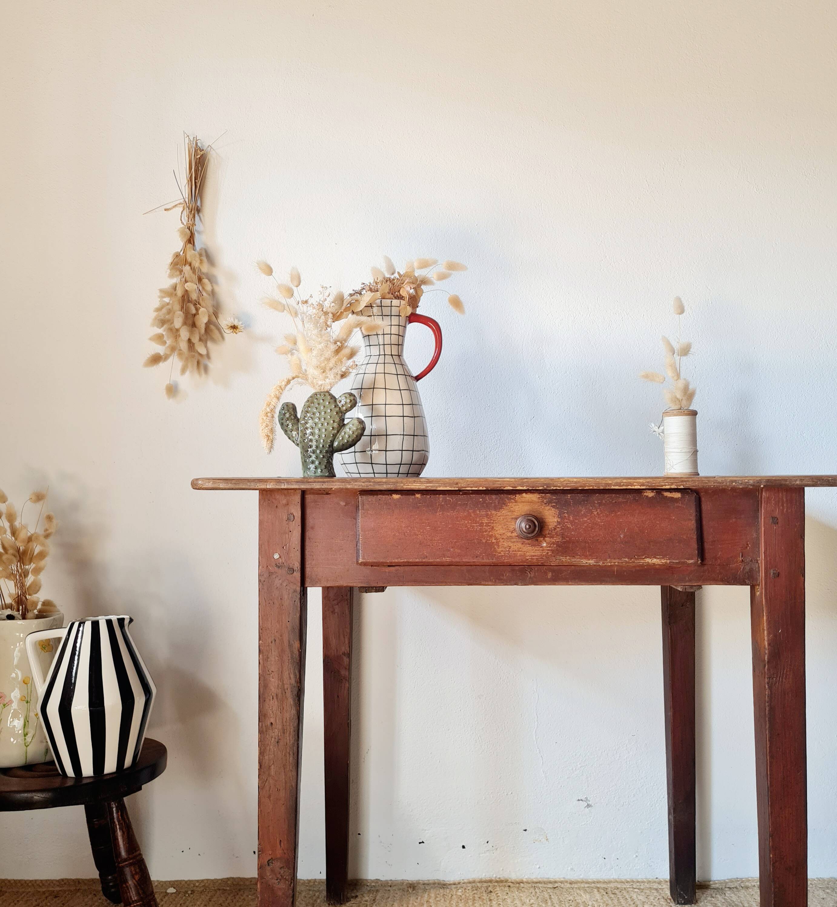 Small antique farmhouse table in wood – vintage rustic desk