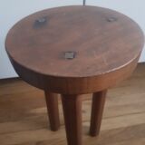 Wooden milking tabpuret