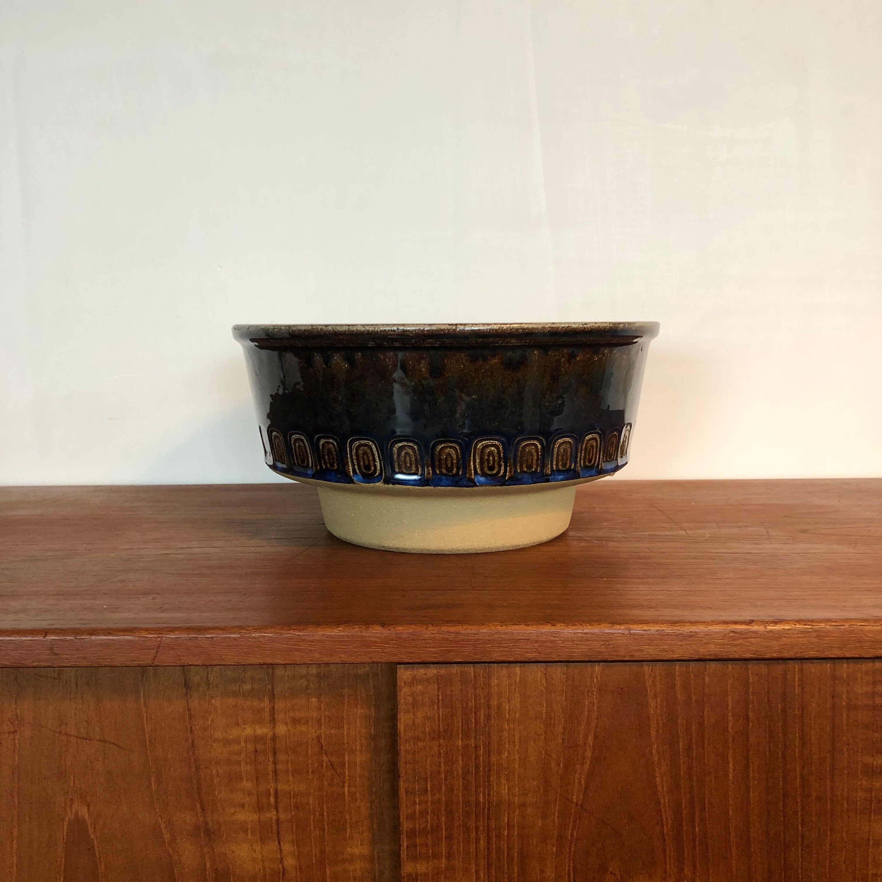 Plat de Maria Philippi pour poterie Søholm Danemark