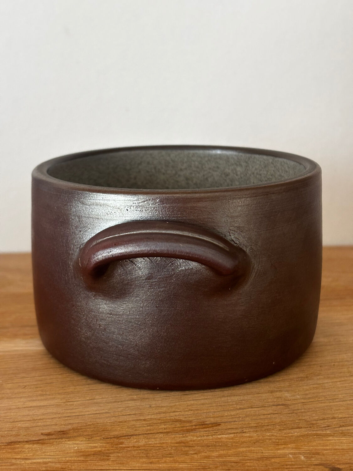 Water butter dish in glazed pottery