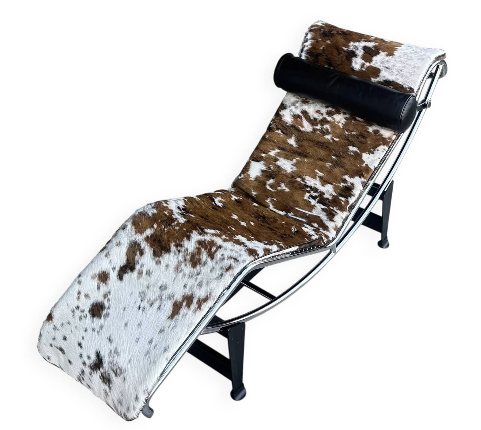 LC4 double ponyskin chaise longue by Le Corbusier for Cassina 1990s