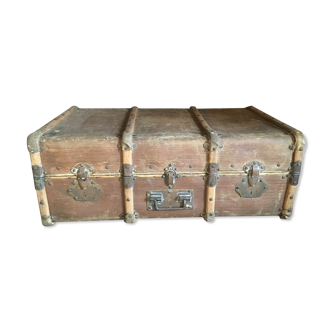 Vintage travel trunk 30