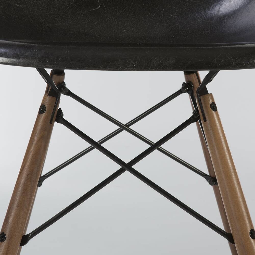 Chaise d'appoint noire Eames DSW originale vintage Herman Miller