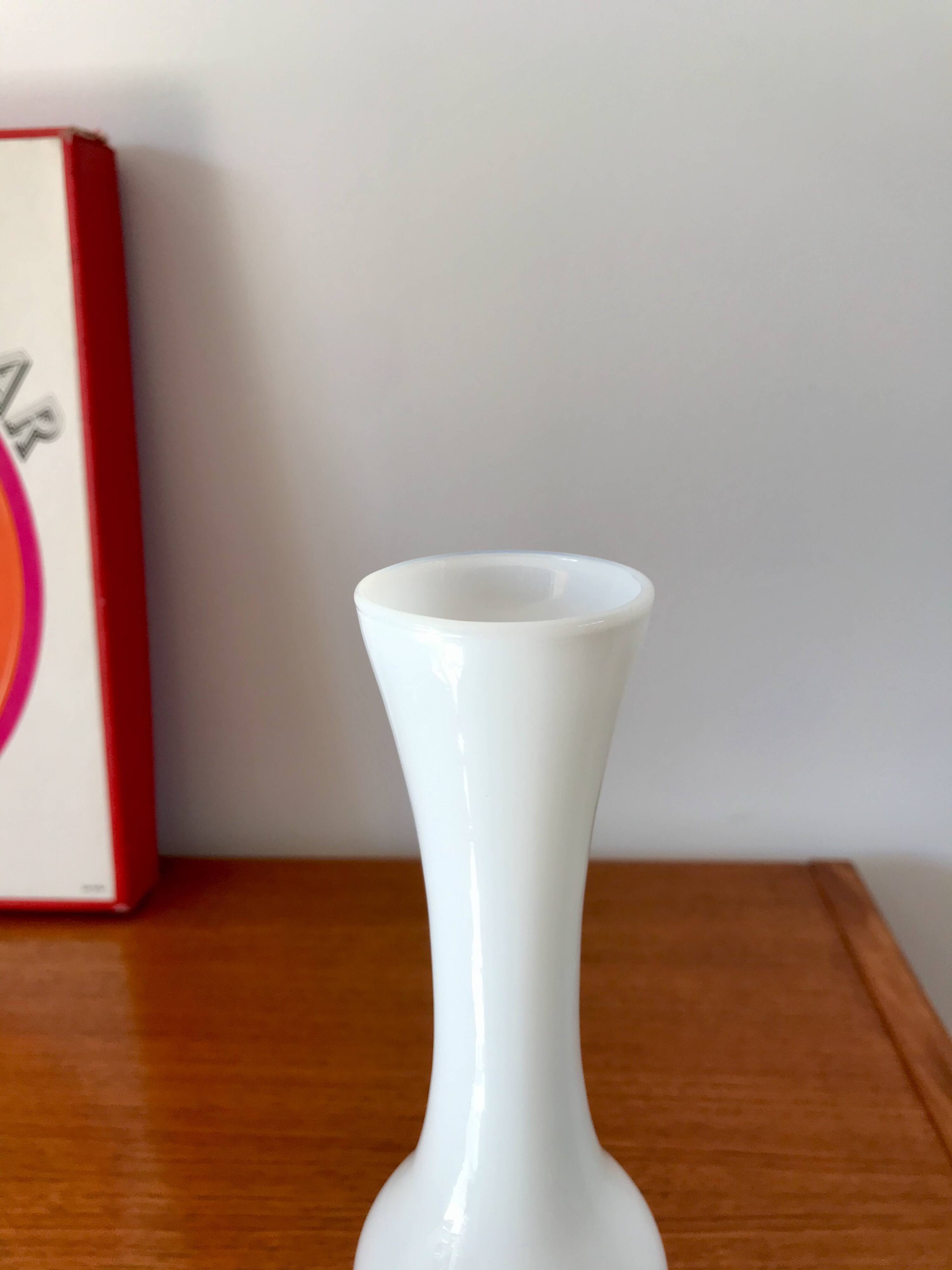 White opaline vase from the 50s and 60s