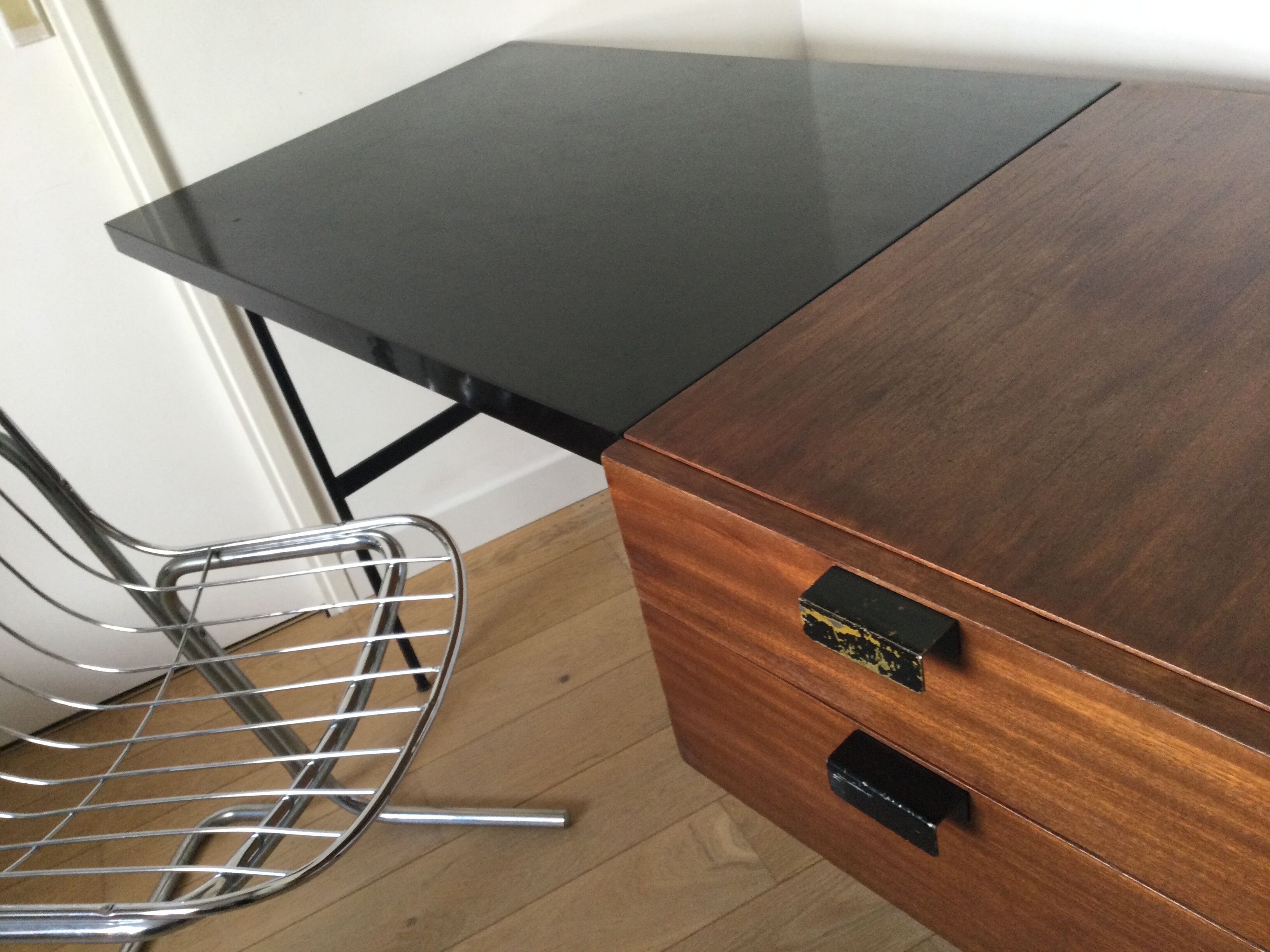 Bureau Pierre Paulin CM141