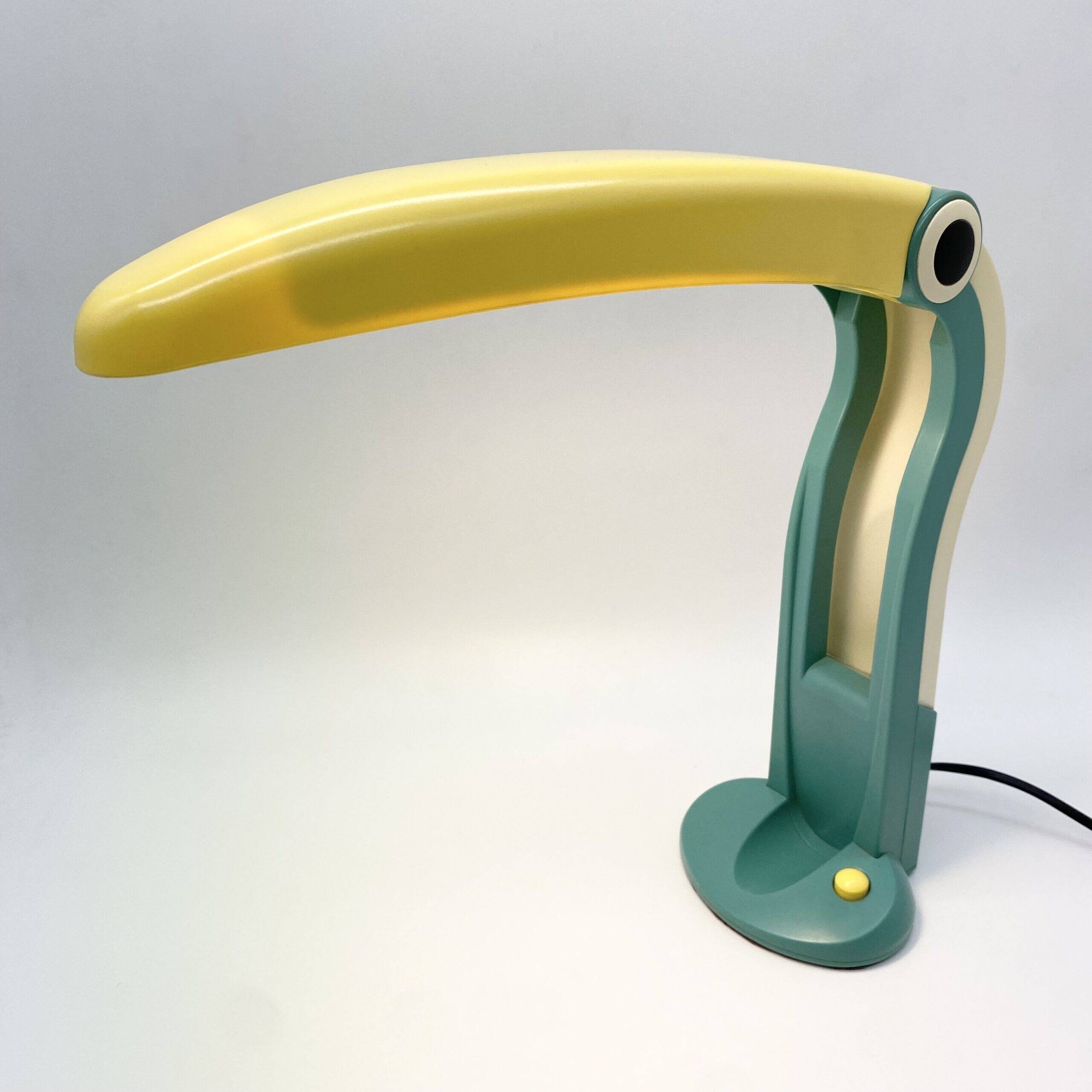 Toucan lamp "original" – H.T. Huang, Jiun Yo Co. Ltd., 1980s