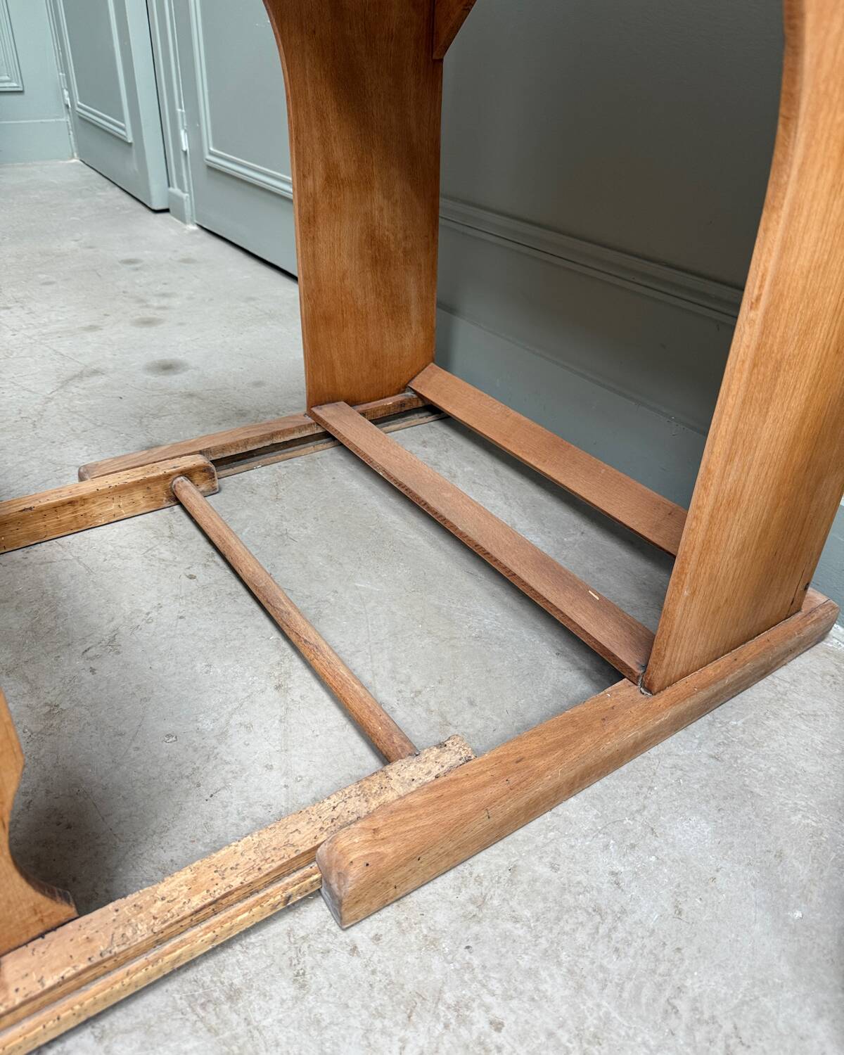 Bureau enfant avec chaise rétractable