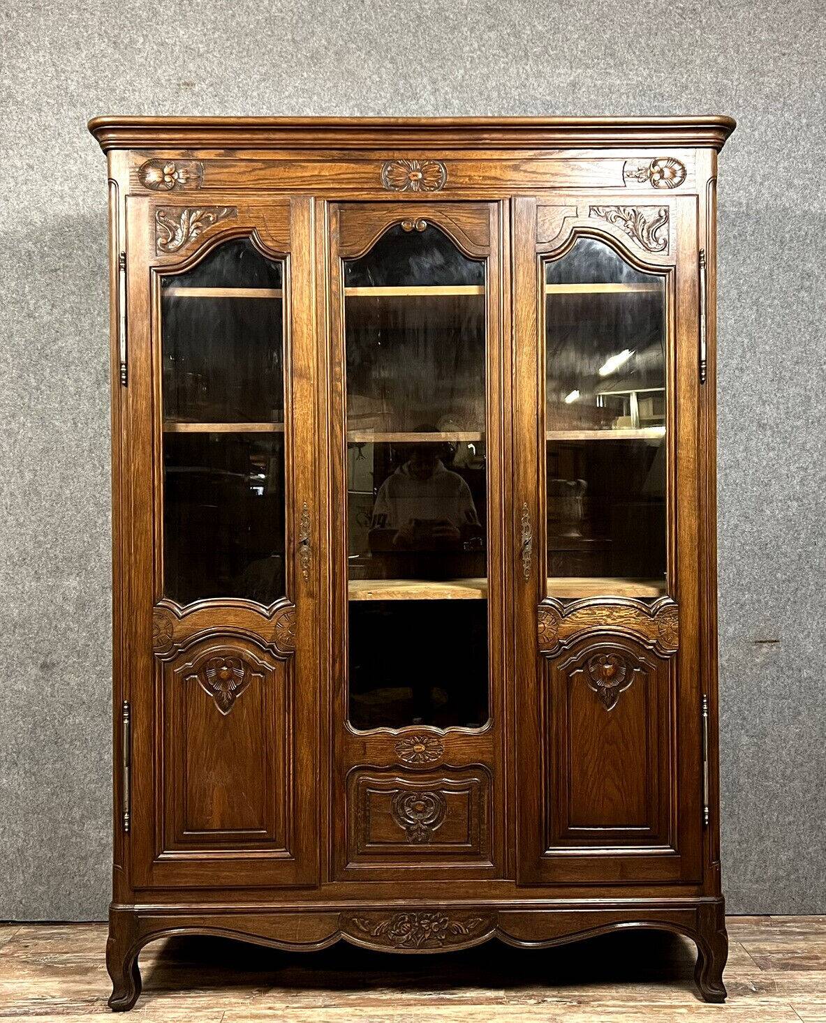 Louis xv style bookcase in solid oak circa 1900-1920