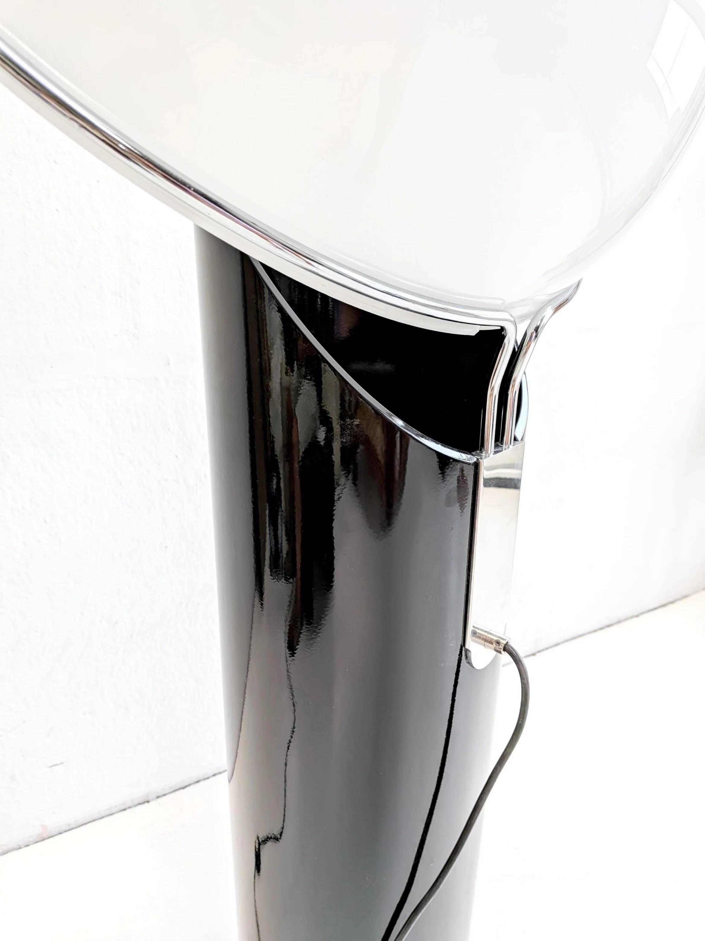 Black 'Ciot' floor lamp by Ennio Chiggio for Lumenform 1970s
