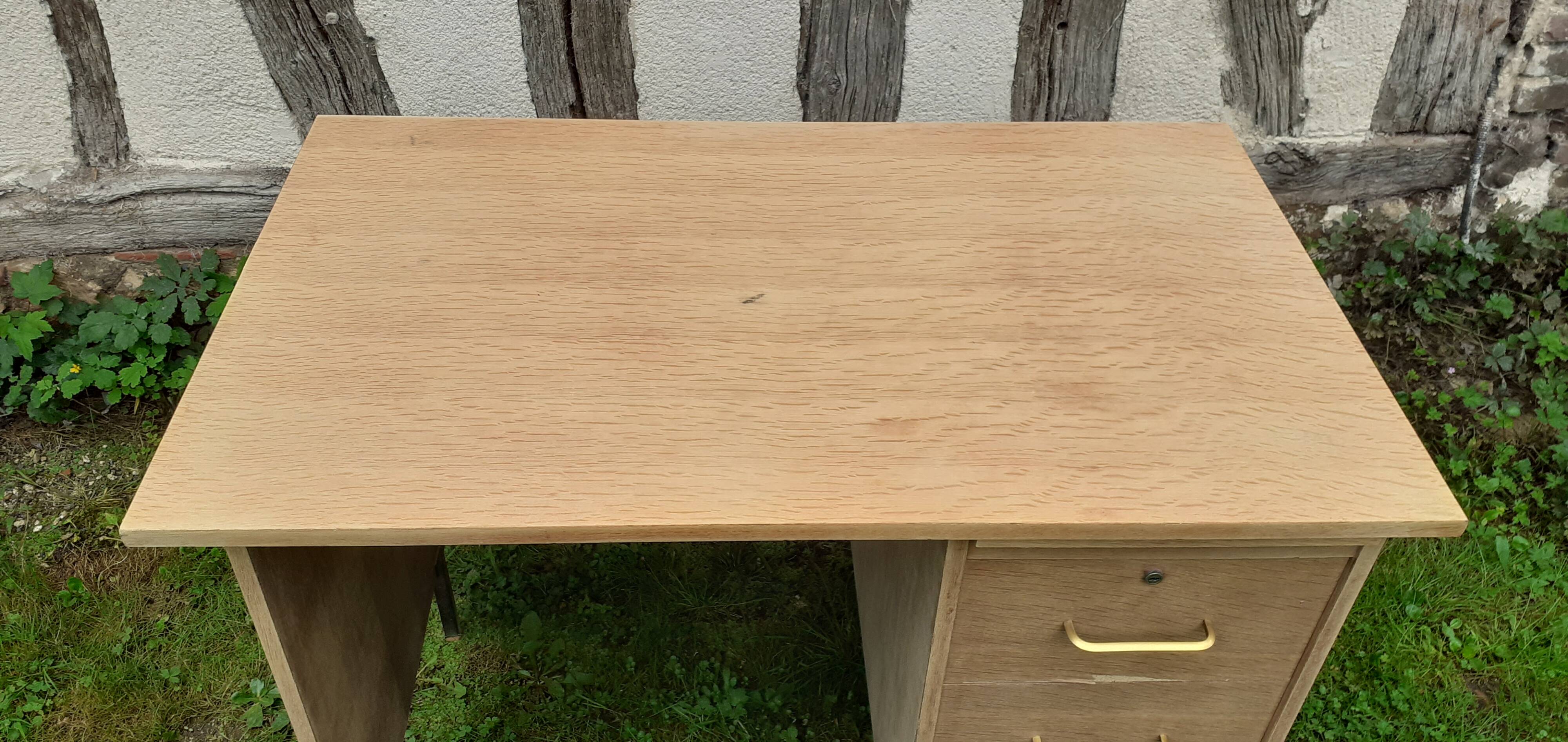 Desk 3 drawers 1 shelf year 60 vintage raw wood