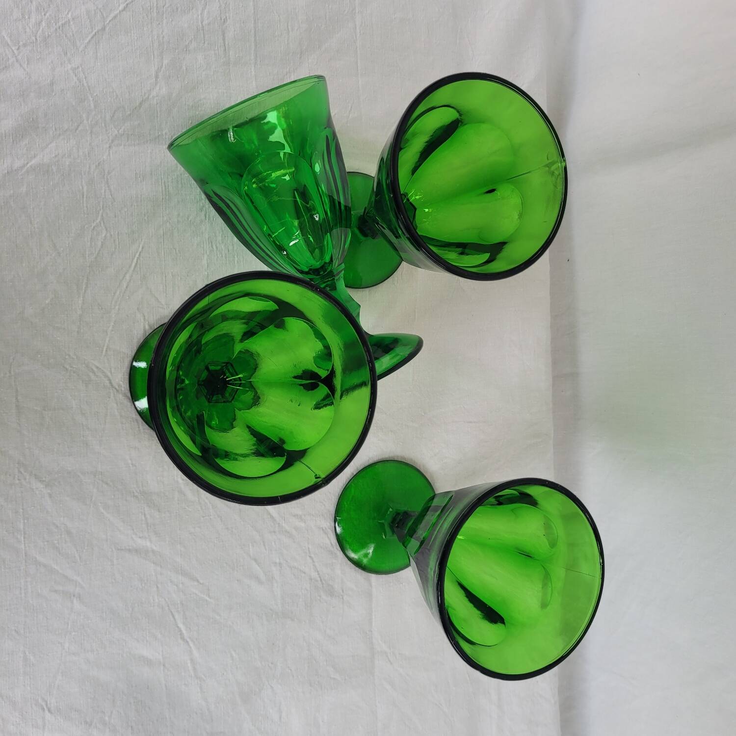 4 green footed glasses in moulded glass – 1970s