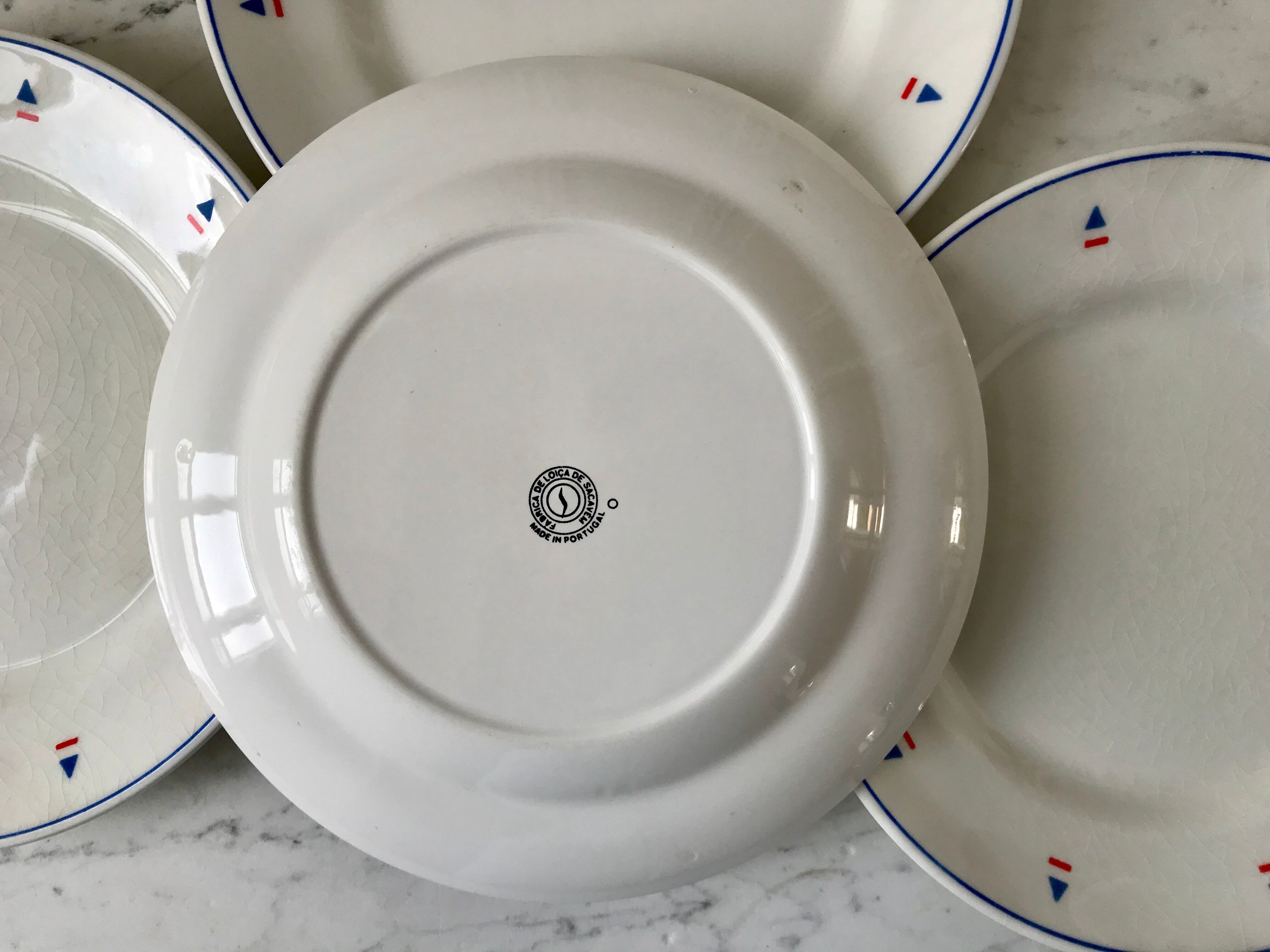 Lot de 4 assiettes à desssert motifs géométiques