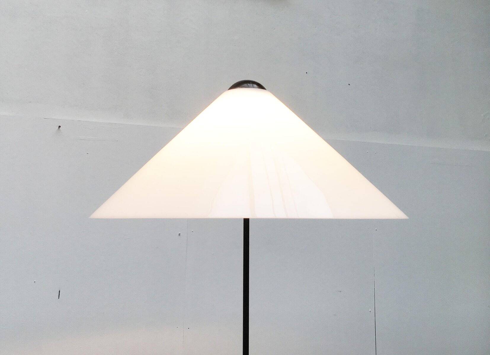 Mid-Century Snow floor lamp by Vico Magistretti for Oluce, 1970s