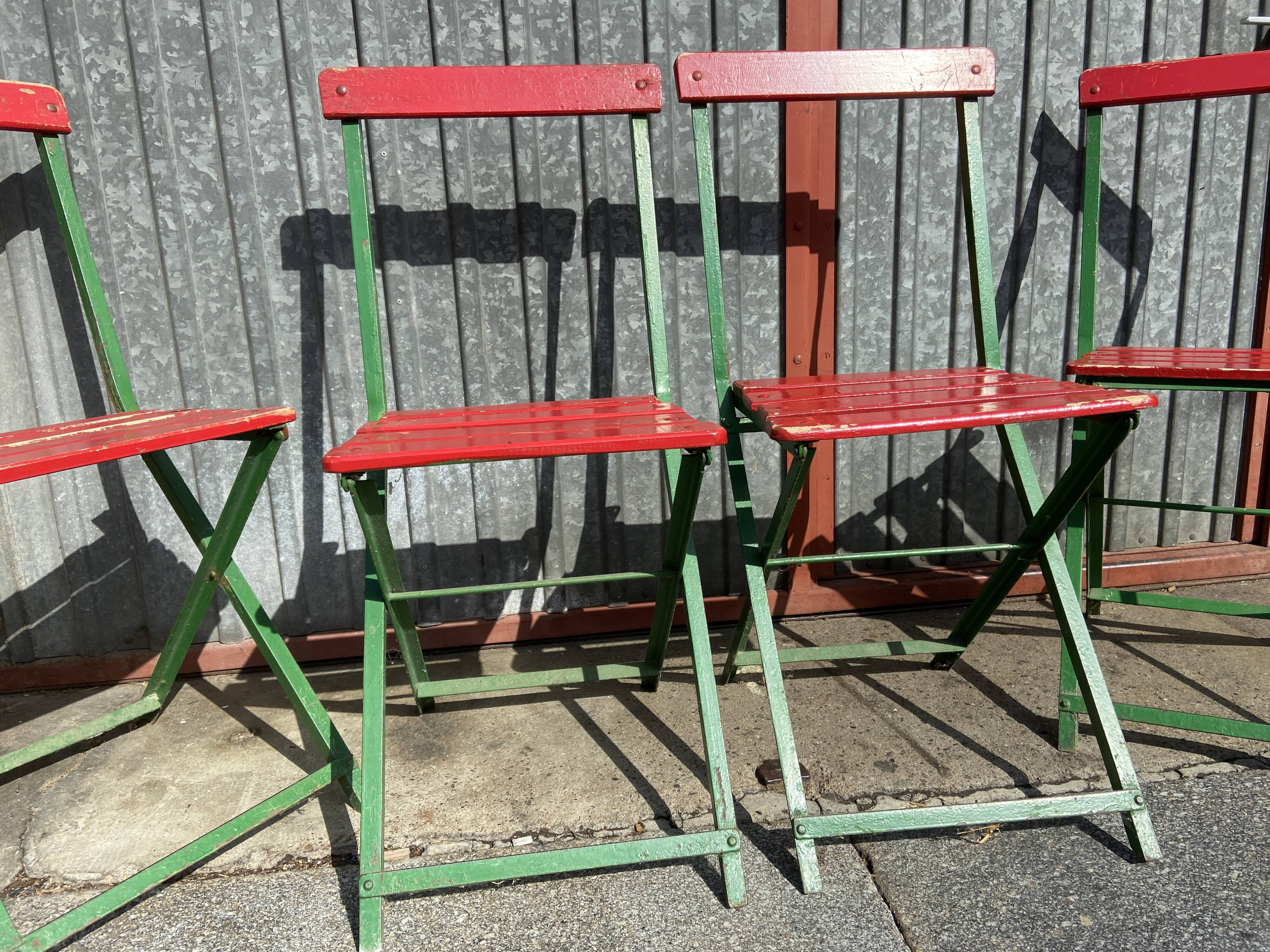 4 chairs folding brewery terrace beer Moritz Pfaffenhoffen