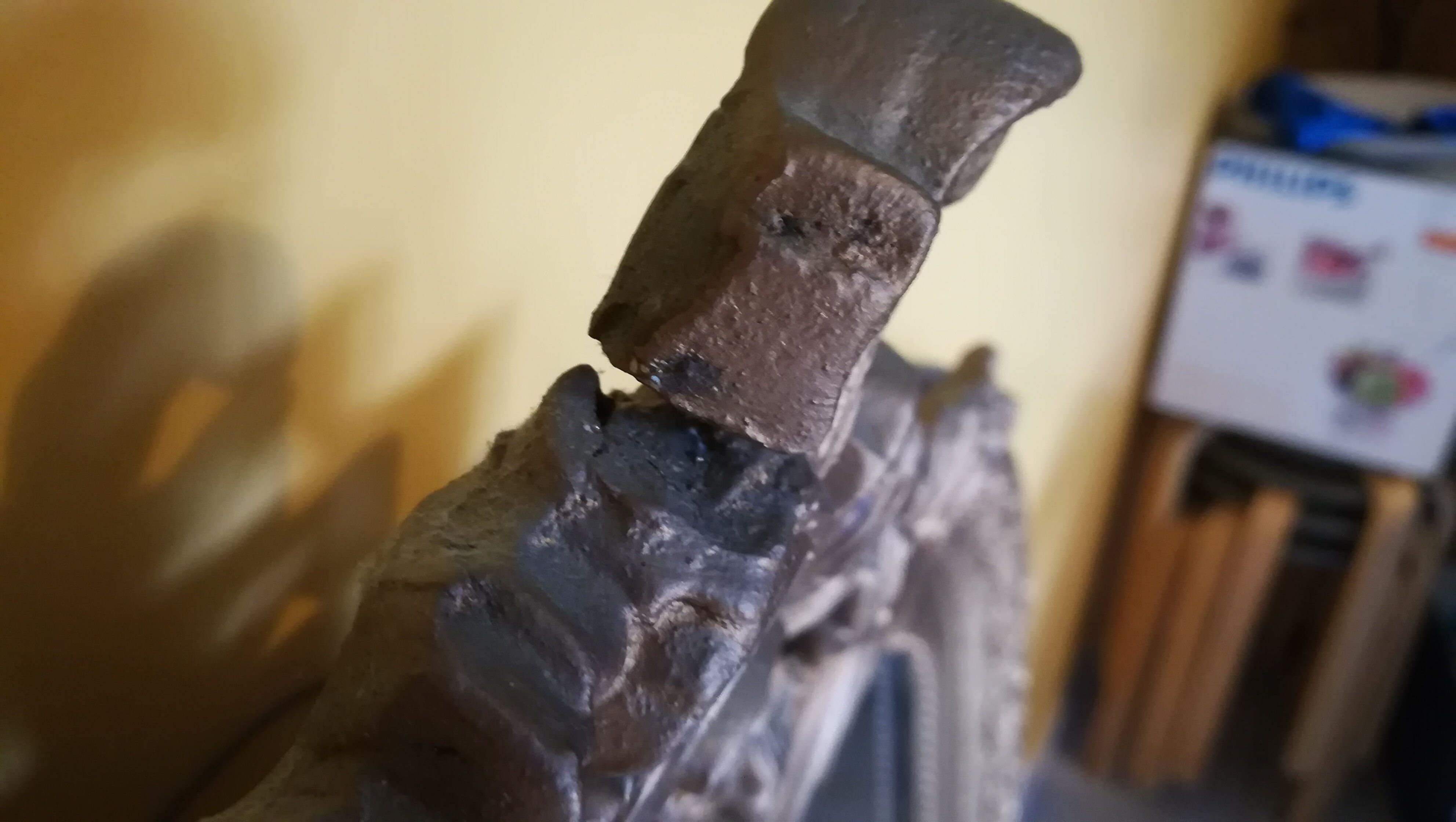 Classic-style gold mirror - 122x78cm