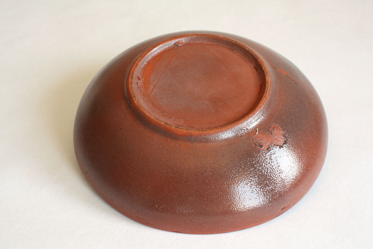 Rusty sandstone dish