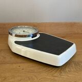 Doctor's scales 1960s/70s Vintage