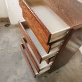 Weekly chest of drawers