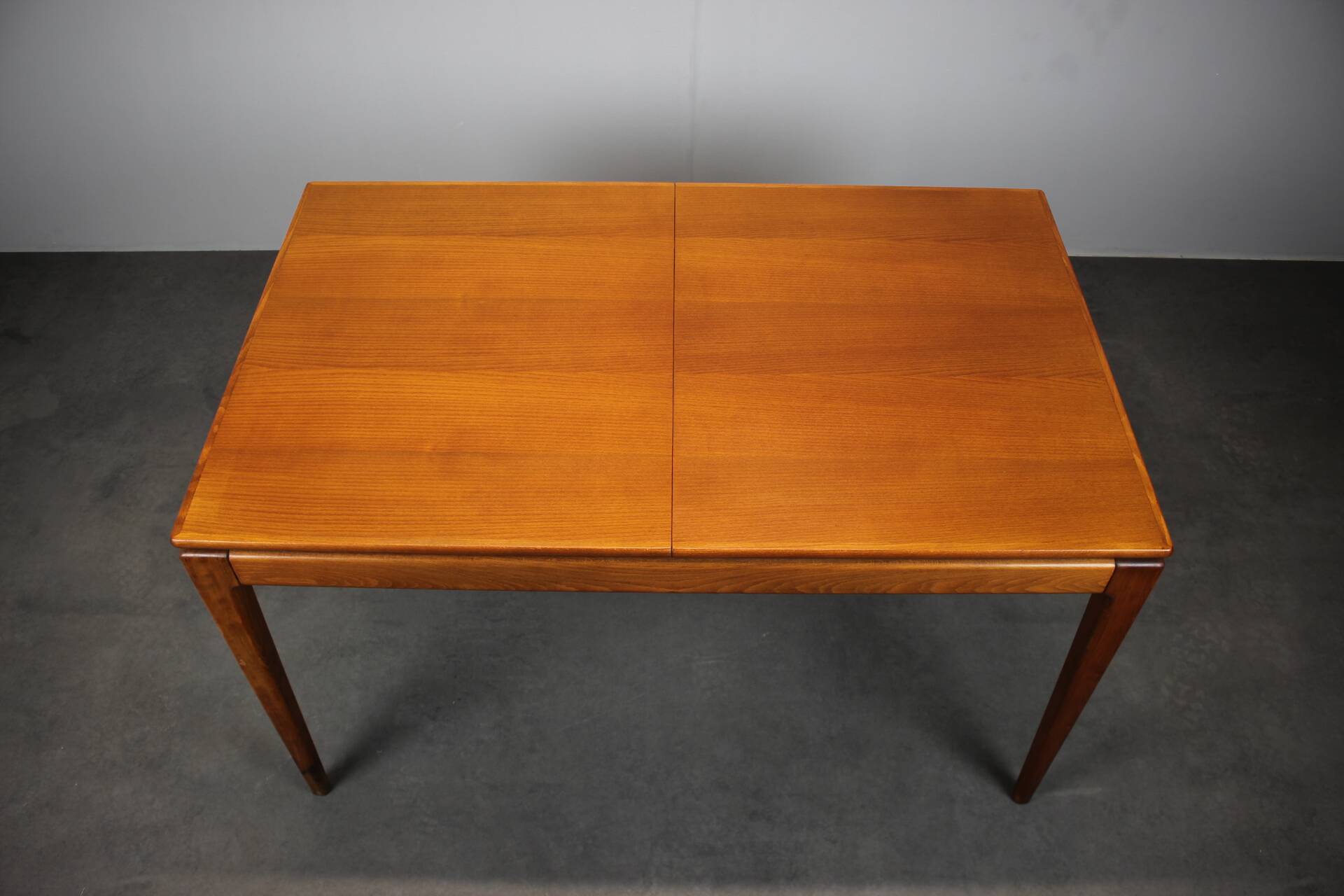 Extendable dining table by Dřevotvar, 1970s