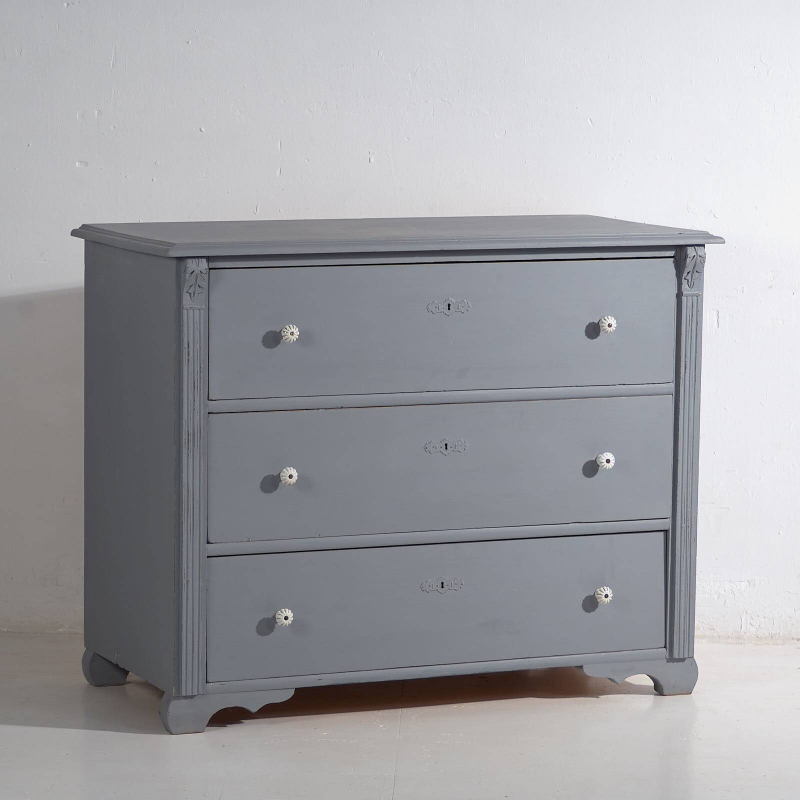 Antique silver-grey chest of drawers (c.1900) #18