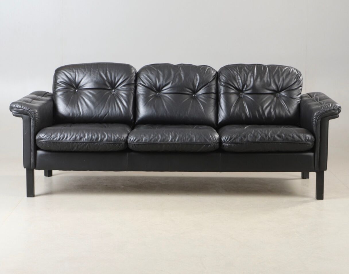 Vintage Danish mid-century 3 person black leather sofa 1970s