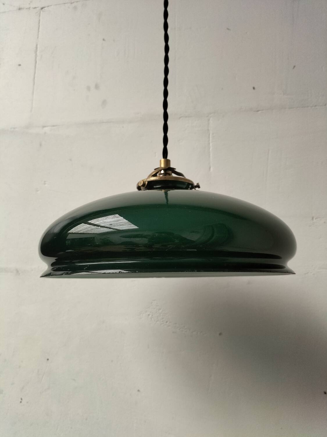 Green opaline suspension