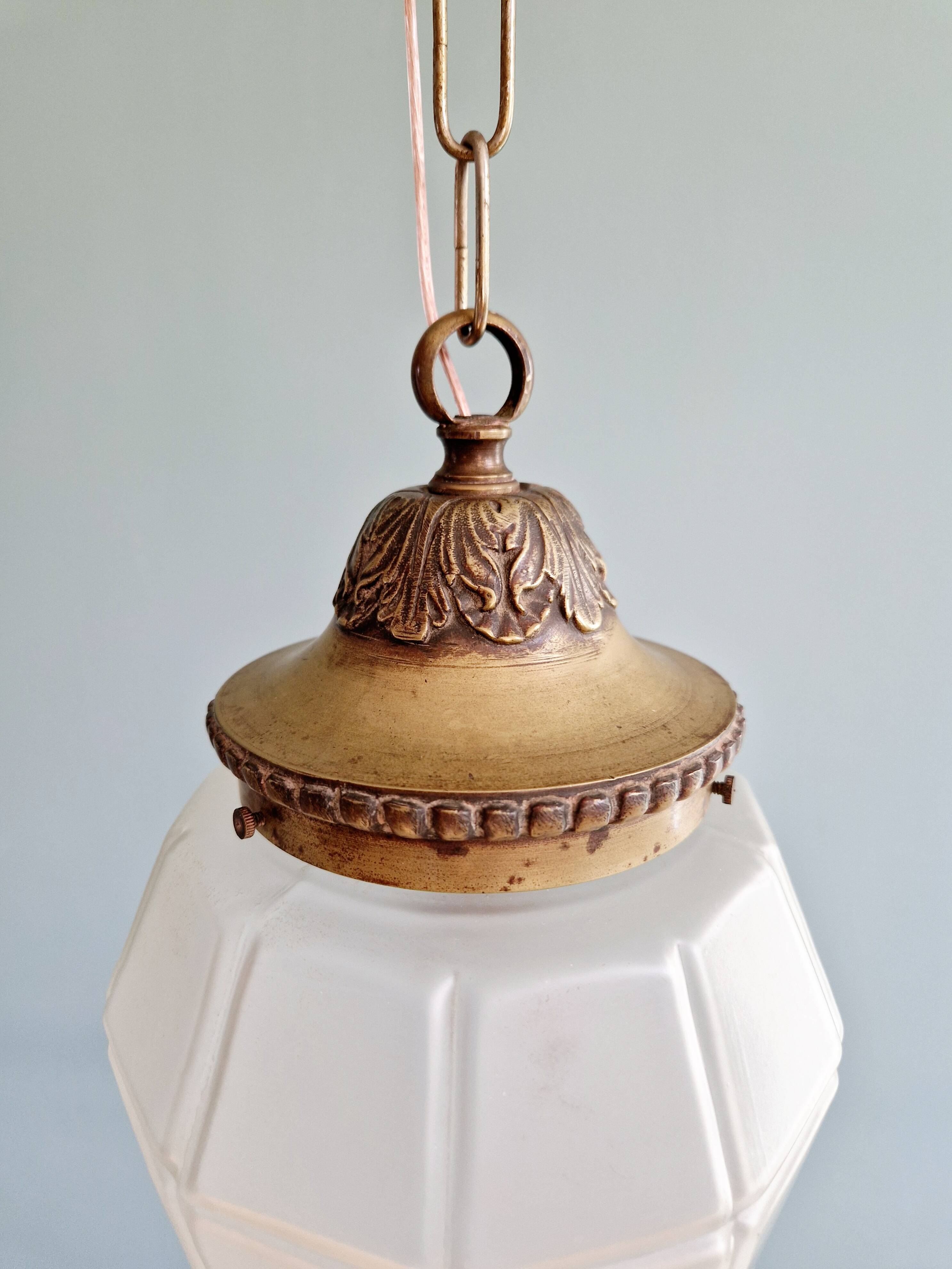 Art Deco pendant light in faceted satin glass, 1920s