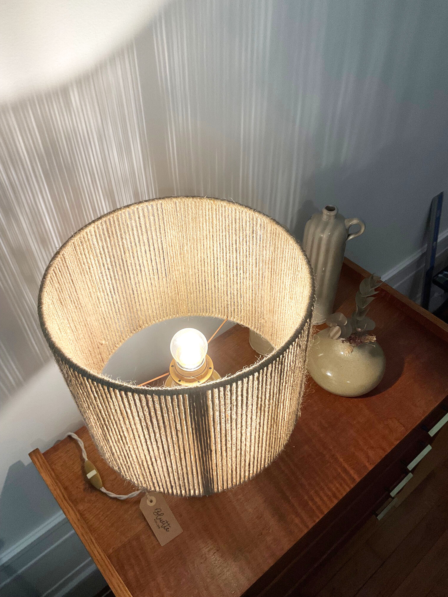 Lampe en grès et fil de jute