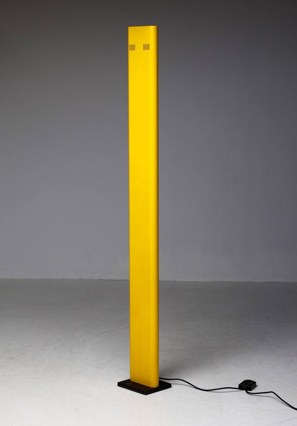 Lampadaire italien jaune vif de Gianfranco Frattini, années 1970