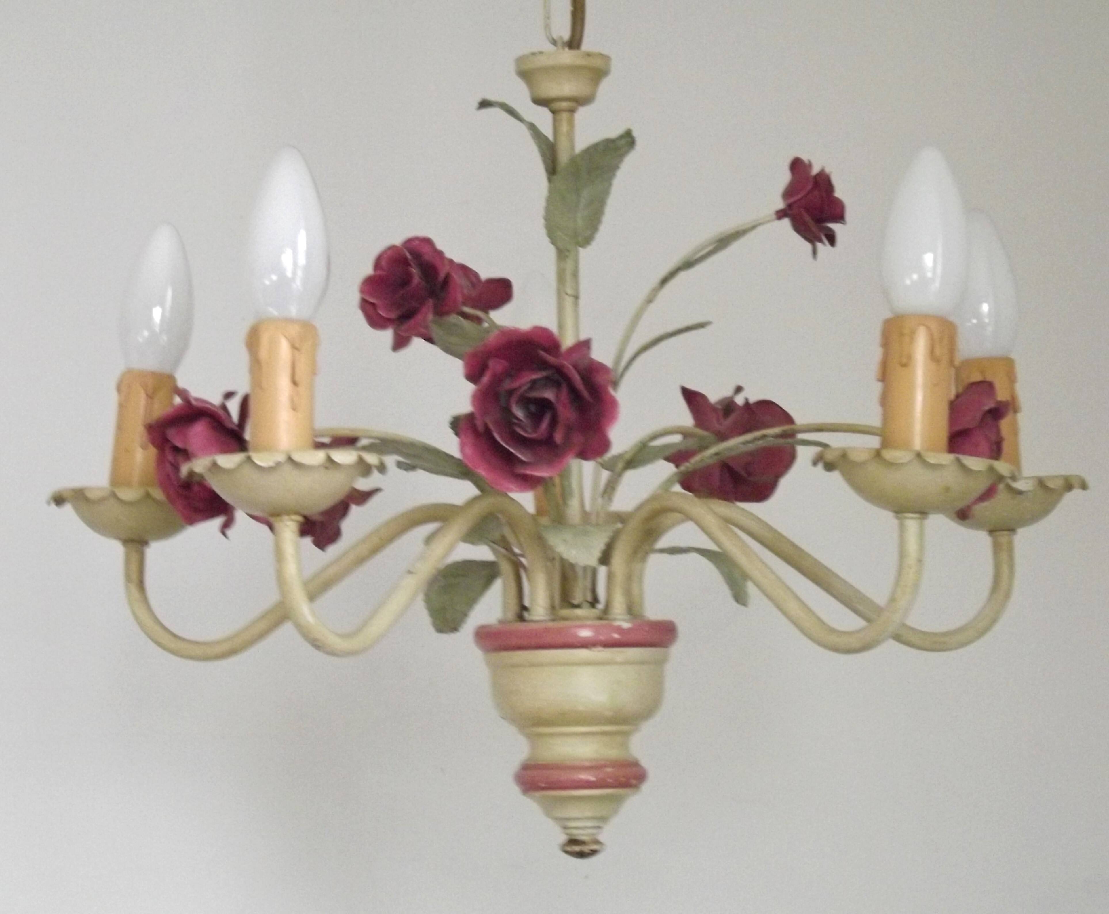 Lustre en métal à décor floral, France