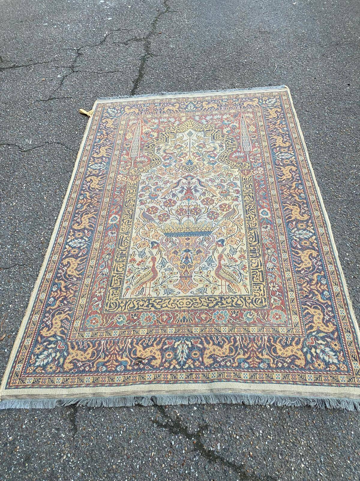 Authentic Persian Lahore rug in burgundy wool 135x200cm