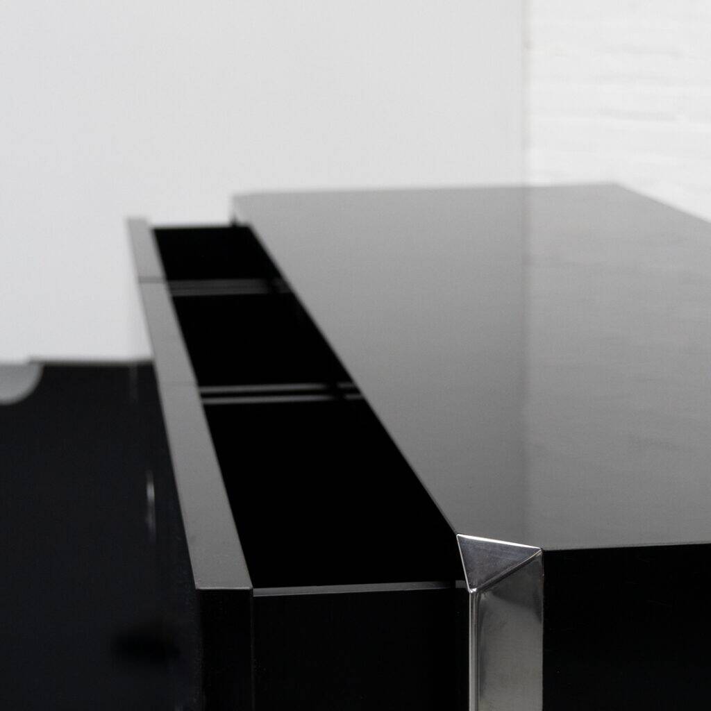 Italian Alveo Sideboard by Willy Rizzo 1970s